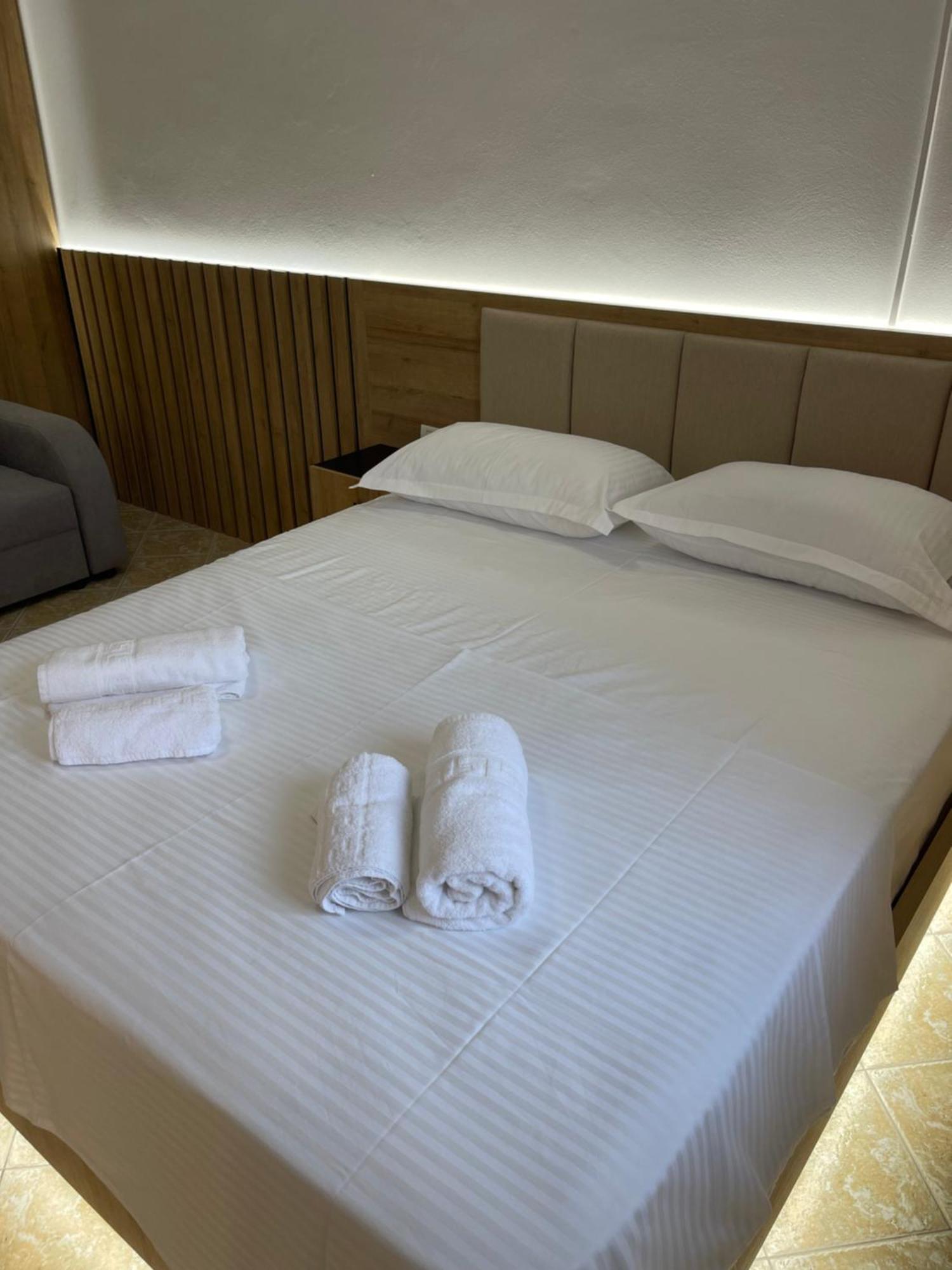 Hotel Riti Široka Eksteriør billede