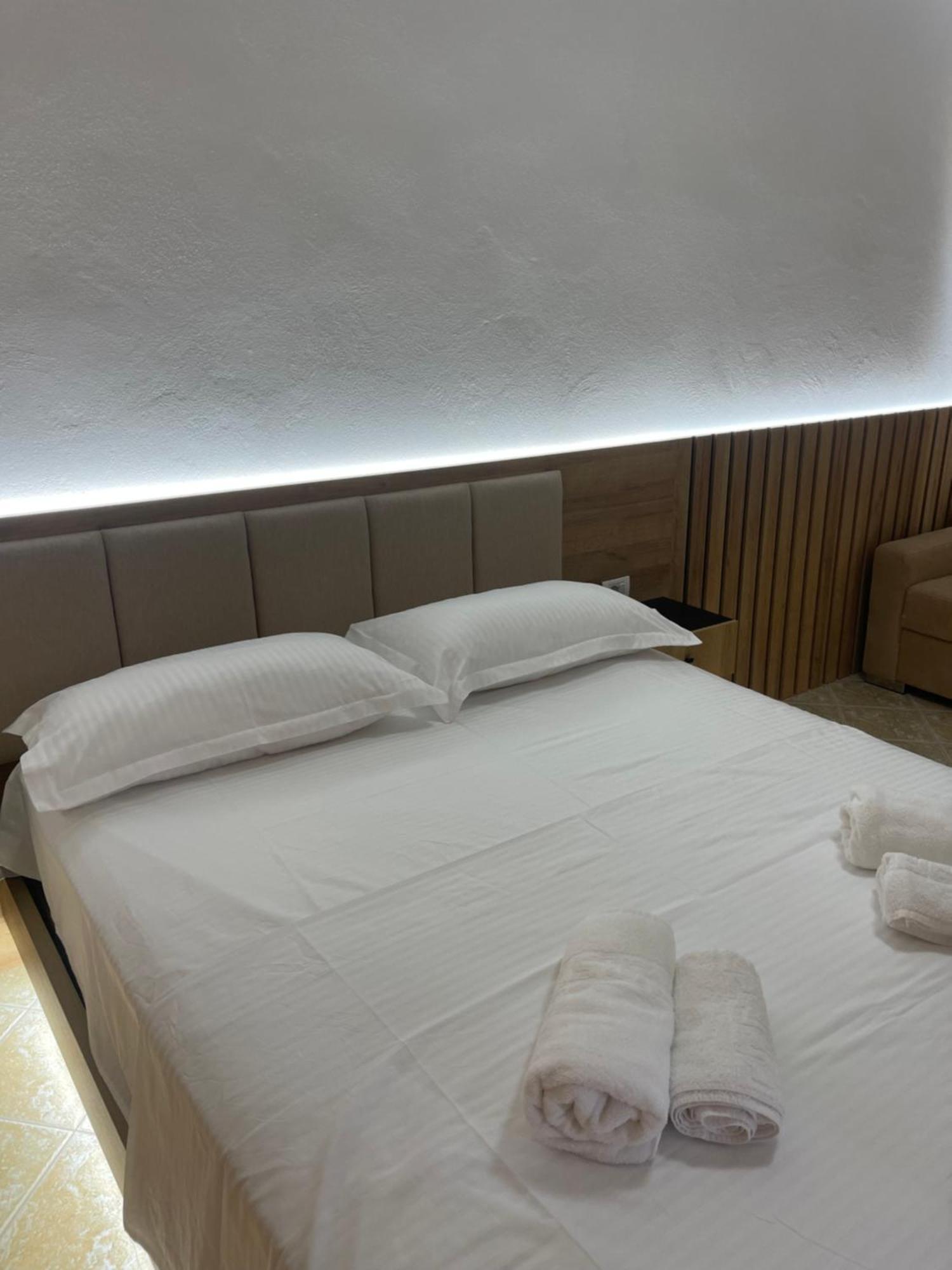 Hotel Riti Široka Eksteriør billede
